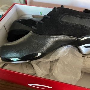 COPY - Capezio Tapsonic Tap Shoes with quick replacement heels (2 extra sets)